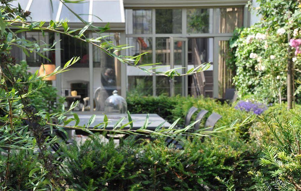 B&B Un Jardin En Ville Saint-Gilles Exterior photo